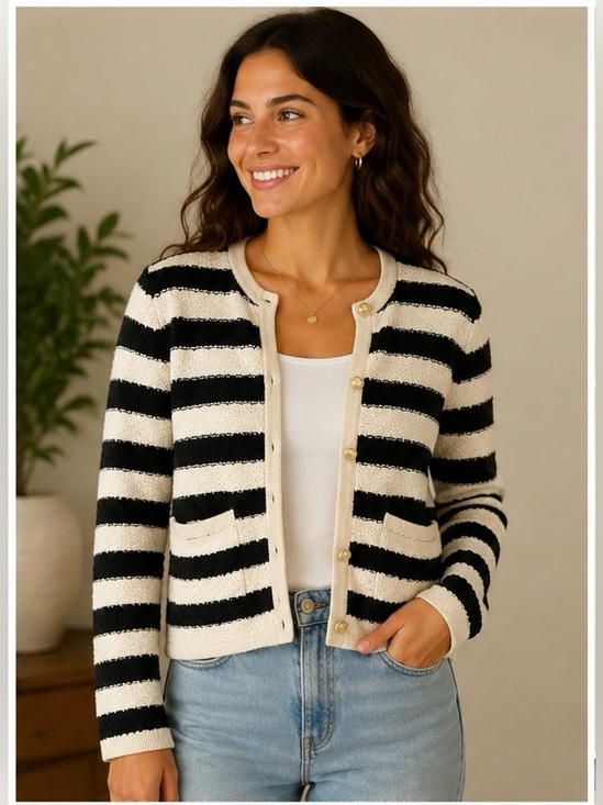 Abercrombie & Fitch Sweaters - Abercrombie & Fitch Black White Striped Knit Cardigan Women’s Medium Gold Button